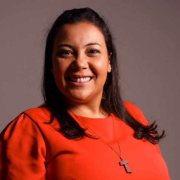 Profa. Dra. Daniella Pires Nunes